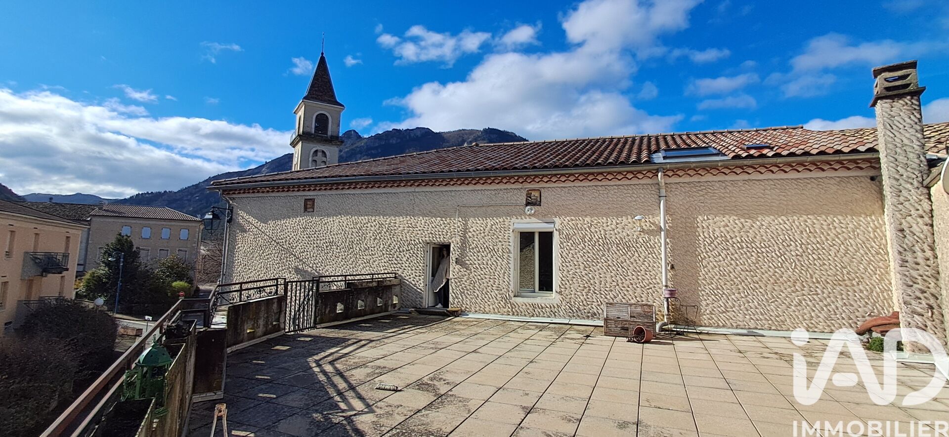 Luc-En-Diois - 310m² - 1p.