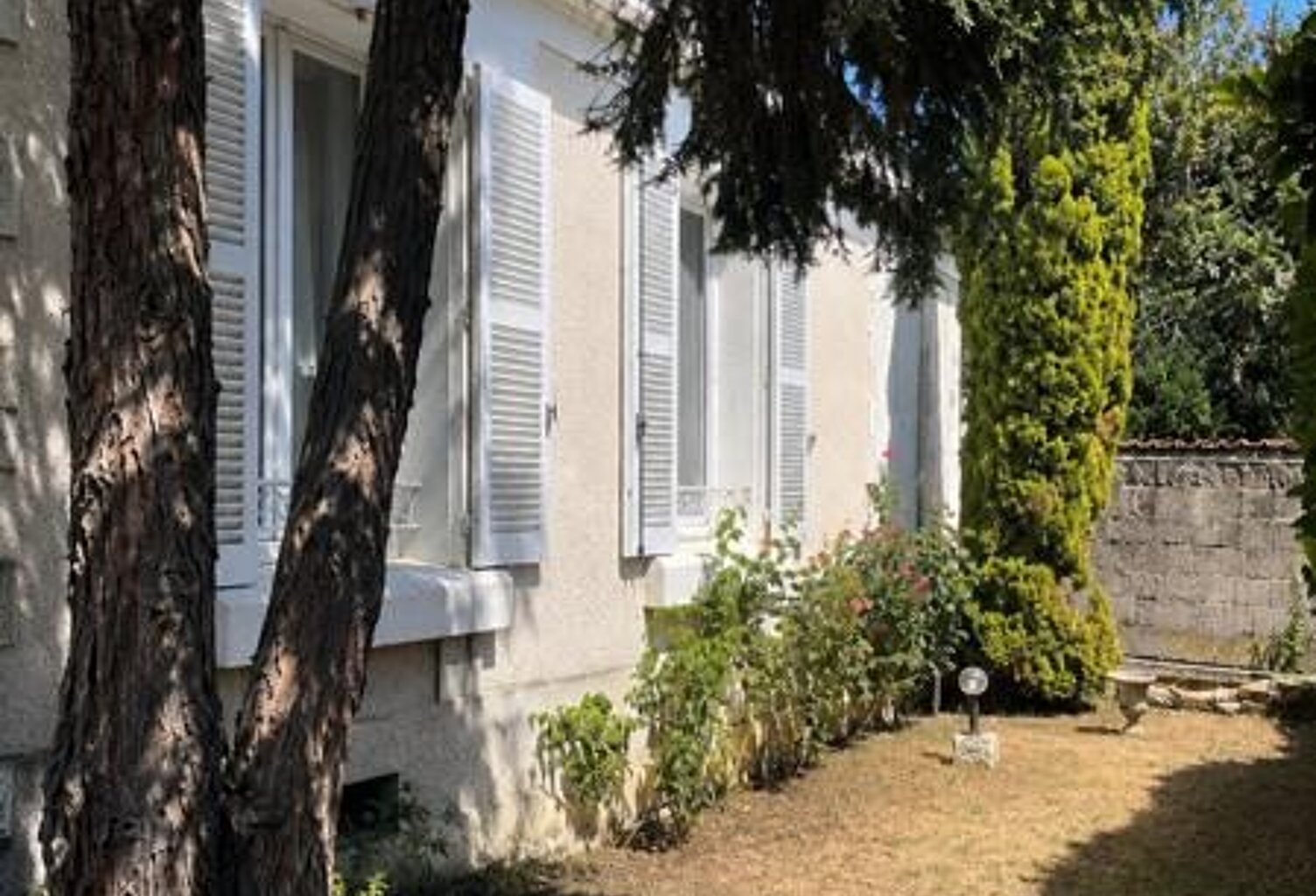 Maison en pierre de 5 pièces principales — photo 1