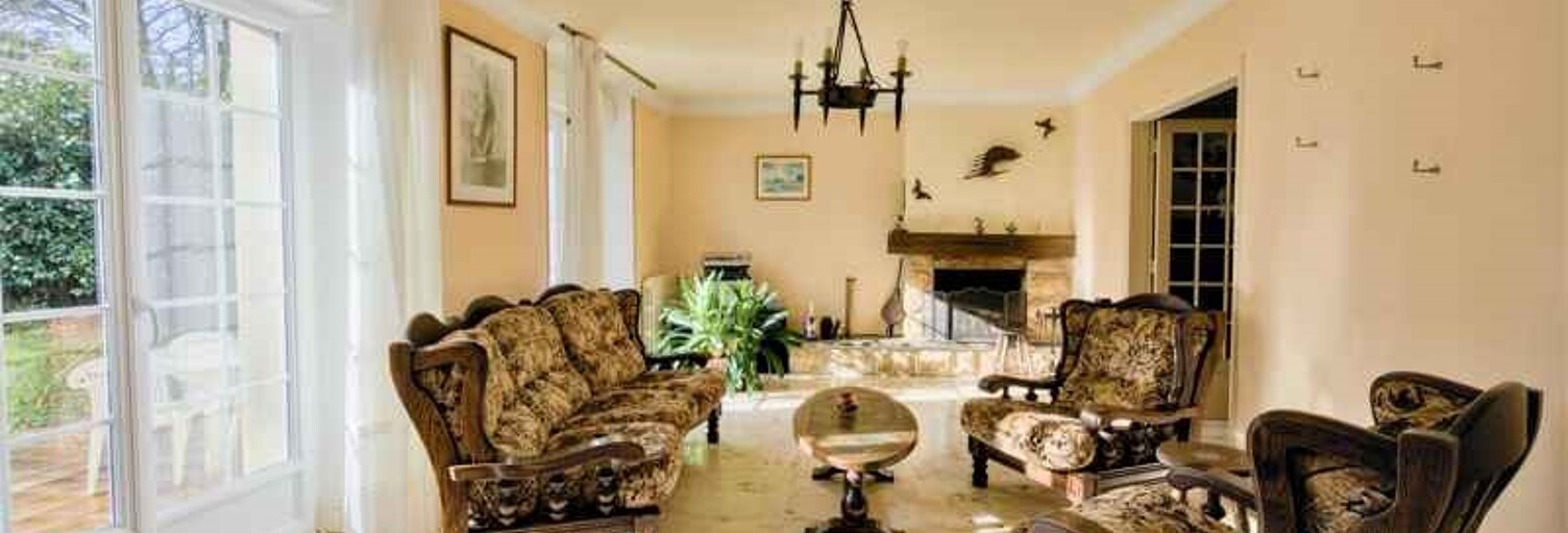 Maison 8 Pièces 214 m² à vendre à Loperhet (29470)