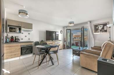 Appartement 3 pièces 230000 €