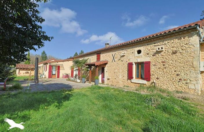Maison en pierre de 7 pièces principales — photo 2