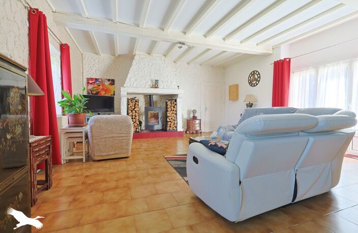 Maison en pierre de 7 pièces principales — photo 4