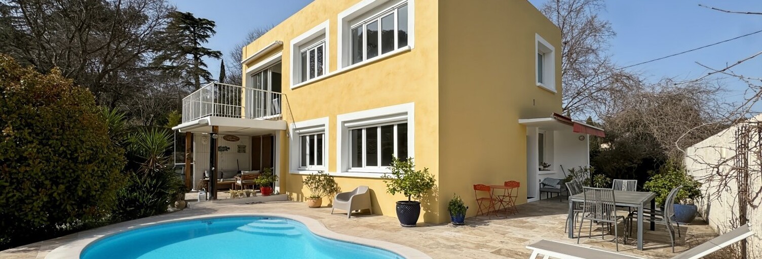 Maison 5 Pièces 143 m² à vendre à Nîmes (30000)