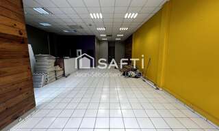 Commerce 2 Pièces 156 m² à louer à Ducos (97224)