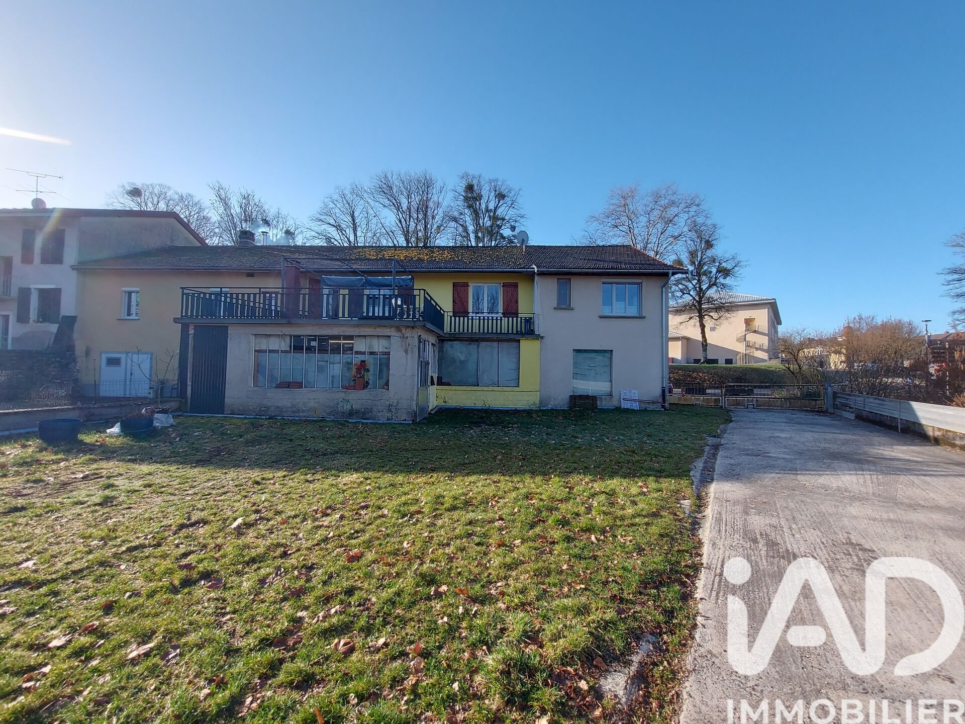 Clairvaux-Les-Lacs - 151m² - 5p. - 4ch.