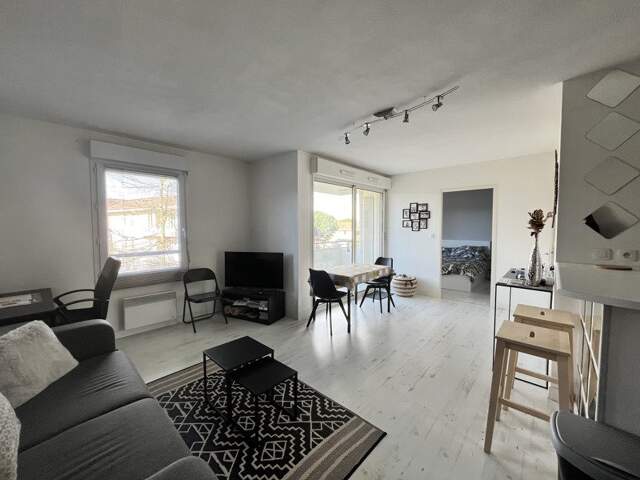 Appartement 2 pièces 45 m² à Seilh — photo du bien