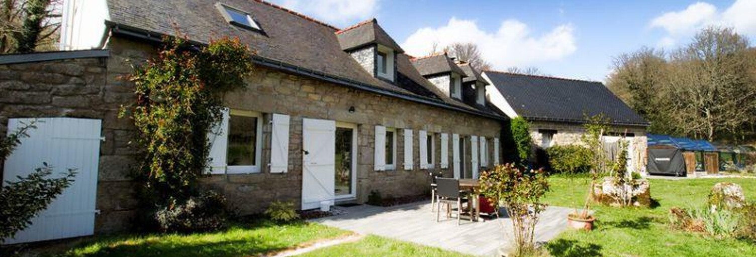 Maison 9 Pièces 270 m² à vendre à Lanvénégen (56320)