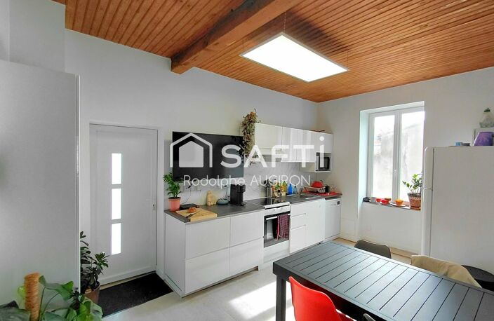 IMMEUBLE pour un regroupement familial — photo 2