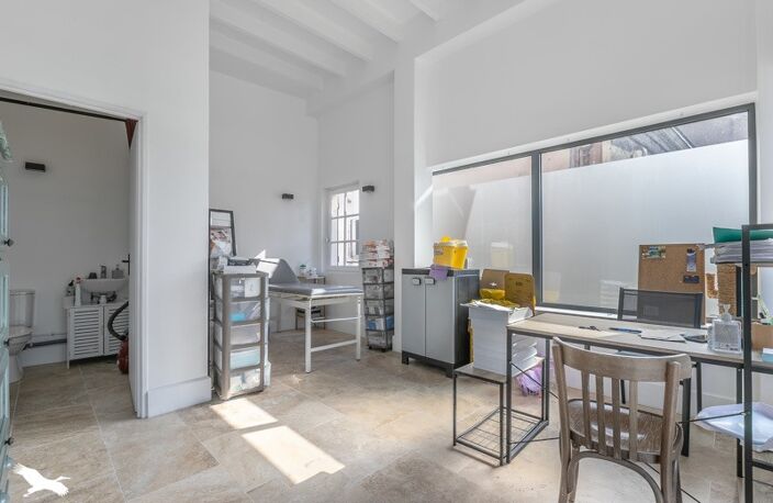 Vente immeuble   Arès (33740) — photo 2