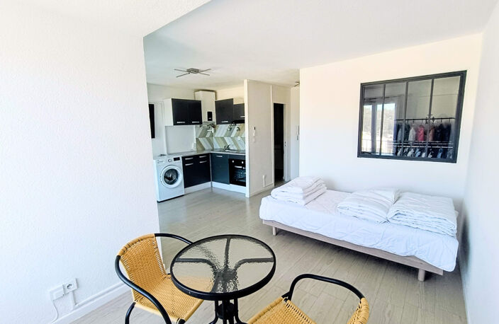 Appartement T2 avec loggia sans travaux résidence avec pisci — photo 3