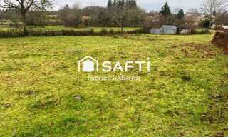 Terrain  1353 m² à vendre à Saint-Georges-de-Mons (63780)