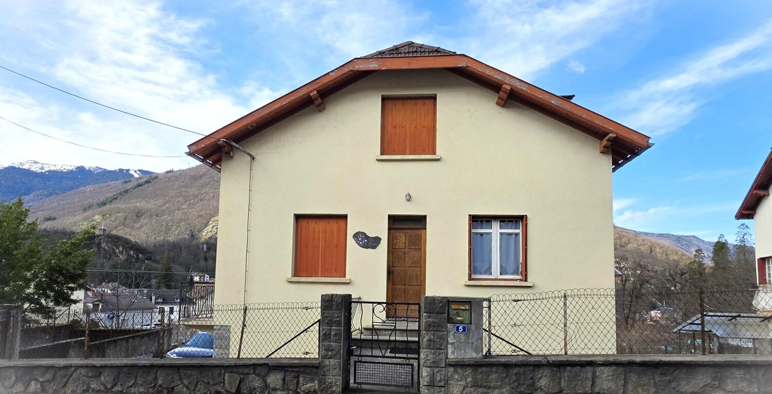 Maison 5 chambres avec garage et jardin au cœur du village — photo 1