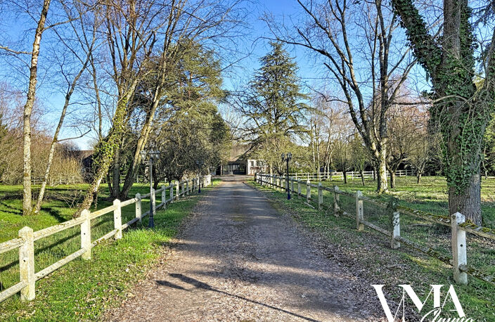 Domaine d'exception de 35 hectares avec étang   Propriété de — photo 4
