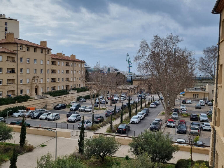 Location 2 places de Parking res Mirabeau — photo 1