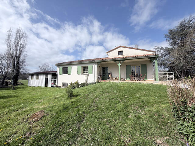 Maison de campagne — photo du bien