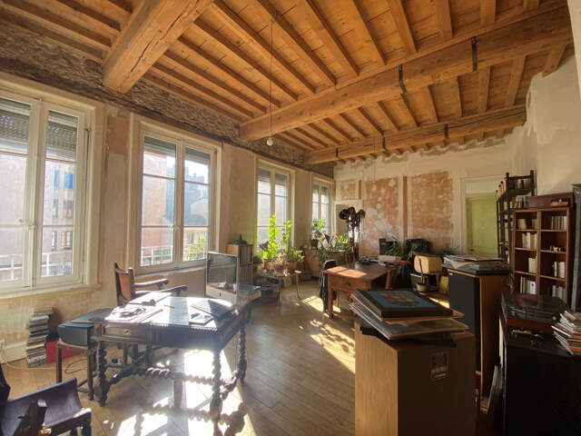 Appartement d' artiste. — photo du bien