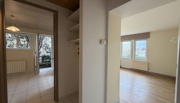 Appartement 2 pièces  à louer Saint-Martin-le-Vinoux 38950
