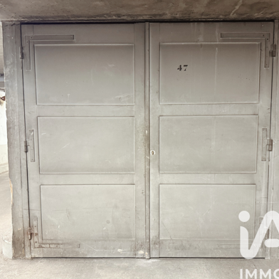Garage  44000 €