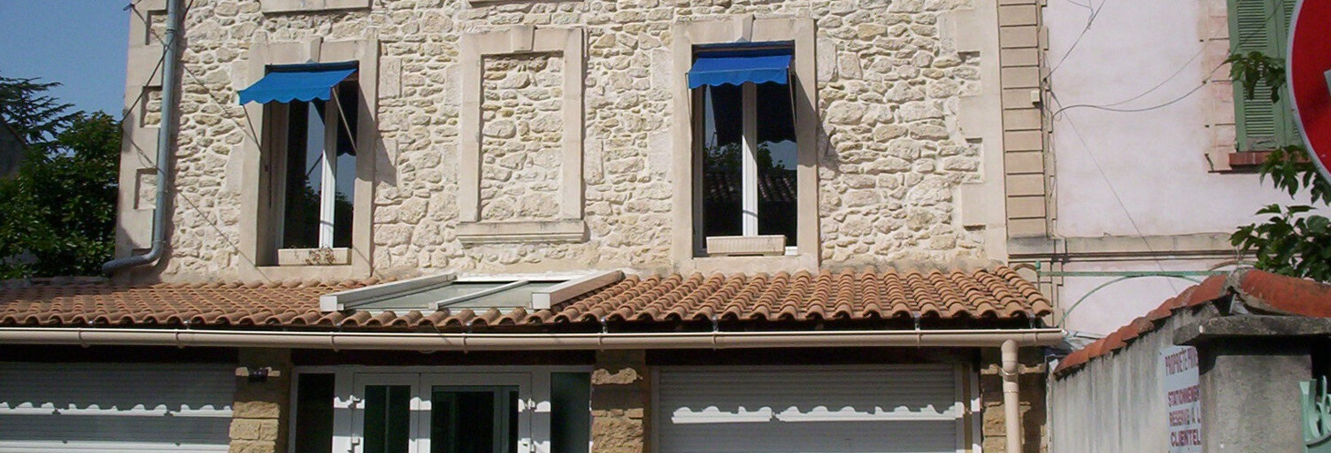 Bureau  170 m² à louer à Avignon (84000)