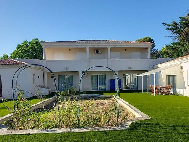 Magnifique maison 334,78m2+Studio+T2+Soous-sol entièrement aménagé — photo du bien