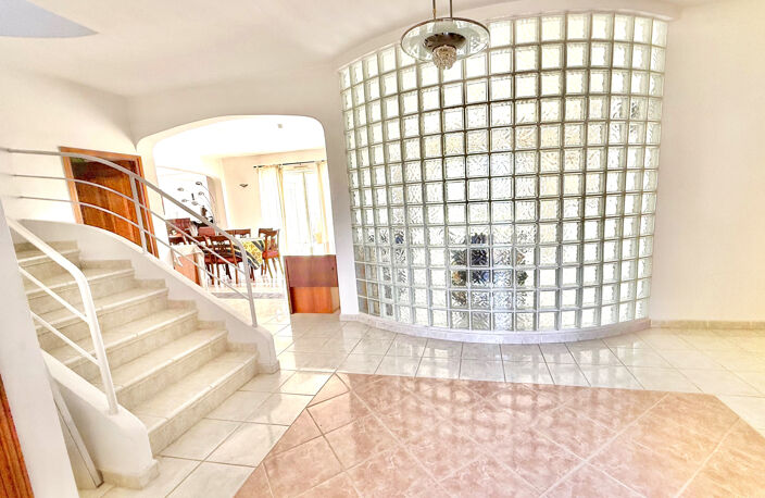 Magnifique maison 334,78m2+Studio+T2+Soous-sol entièrement aménagé — photo 5