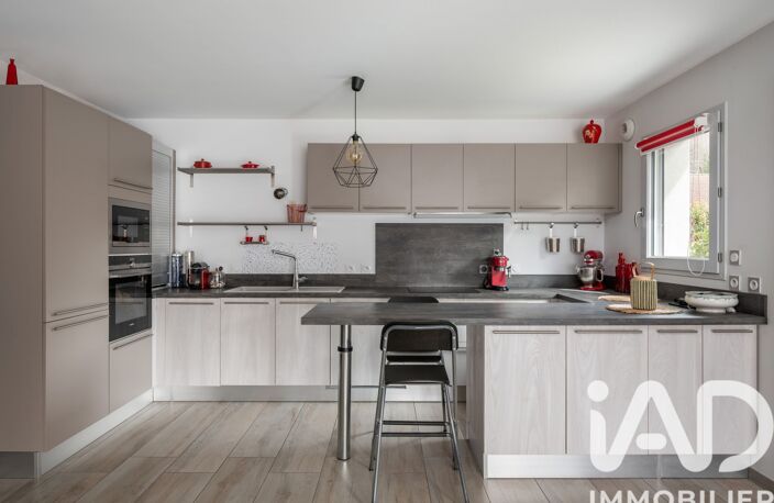 Vente Maison de ville 7 pièces — photo 2
