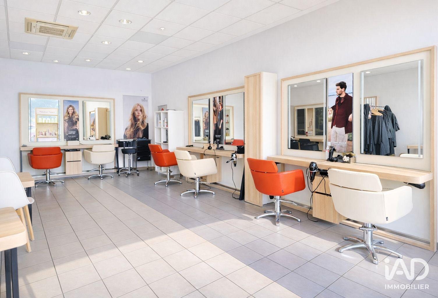 Vente Boutique/Local commercial 75 m&sup2; — photo 1