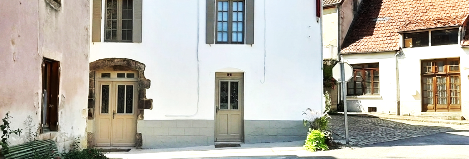 Maison 8 Pièces 151 m² à vendre à Échassières (03330)