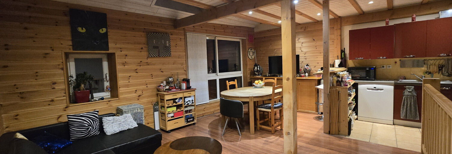 Immeuble  100 m² à vendre à Barcelonnette (04400)