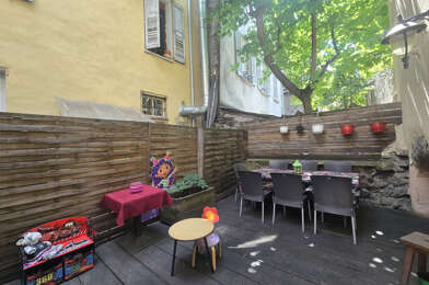 Immeuble  259700 €
