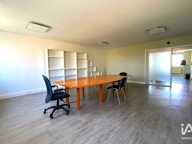 Vente Bureaux 179 m&sup2; — photo 2