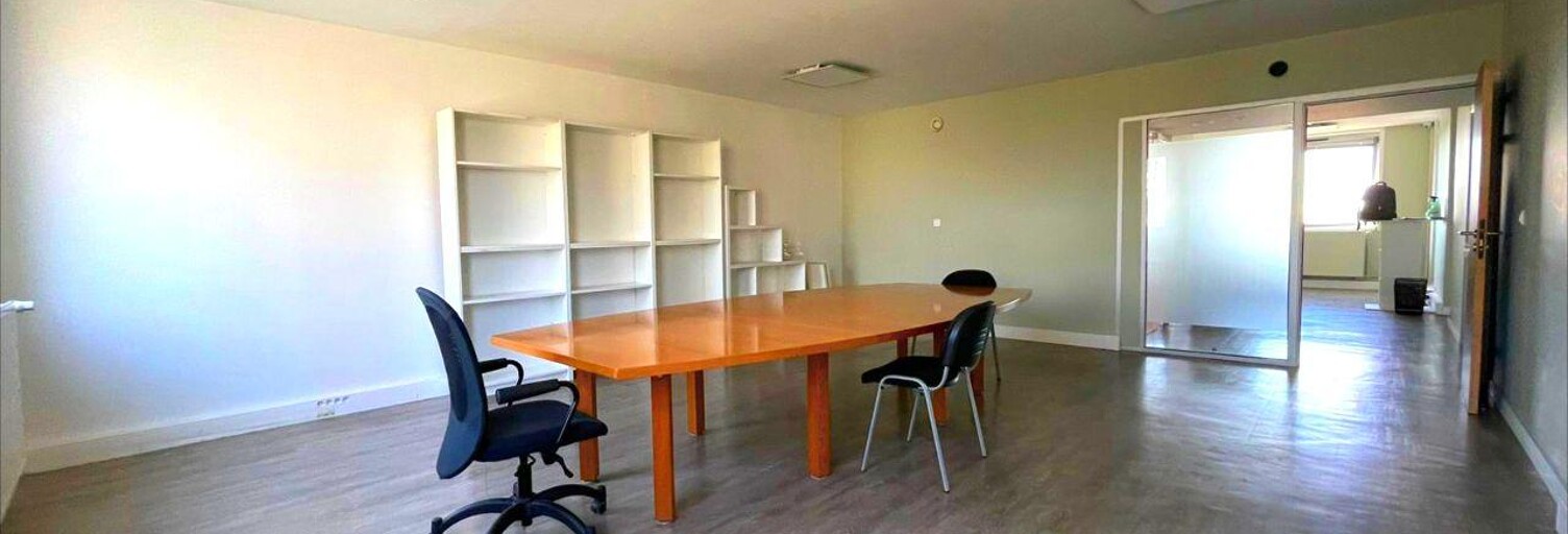 Bureau  179 m² à louer à Évry-Courcouronnes (91080)