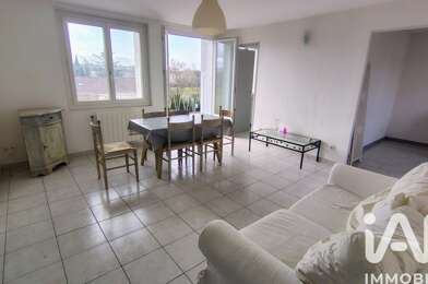Appartement 4 pièces 121000 €