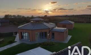 Maison 17 Pièces 465 m² à vendre à Surtainville (50270)