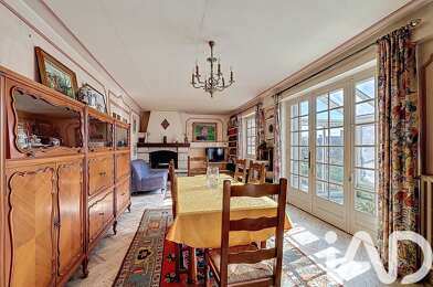 Maison 11 pièces 499200 €