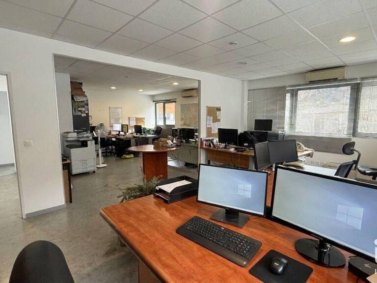 Location Bureaux 75 m&sup2; — photo 1