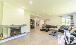 Maison 8 Pièces 232 m² à vendre à La Queue-en-Brie (94510)