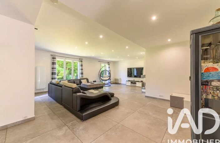 Vente Maison/villa 8 pièces — photo 3
