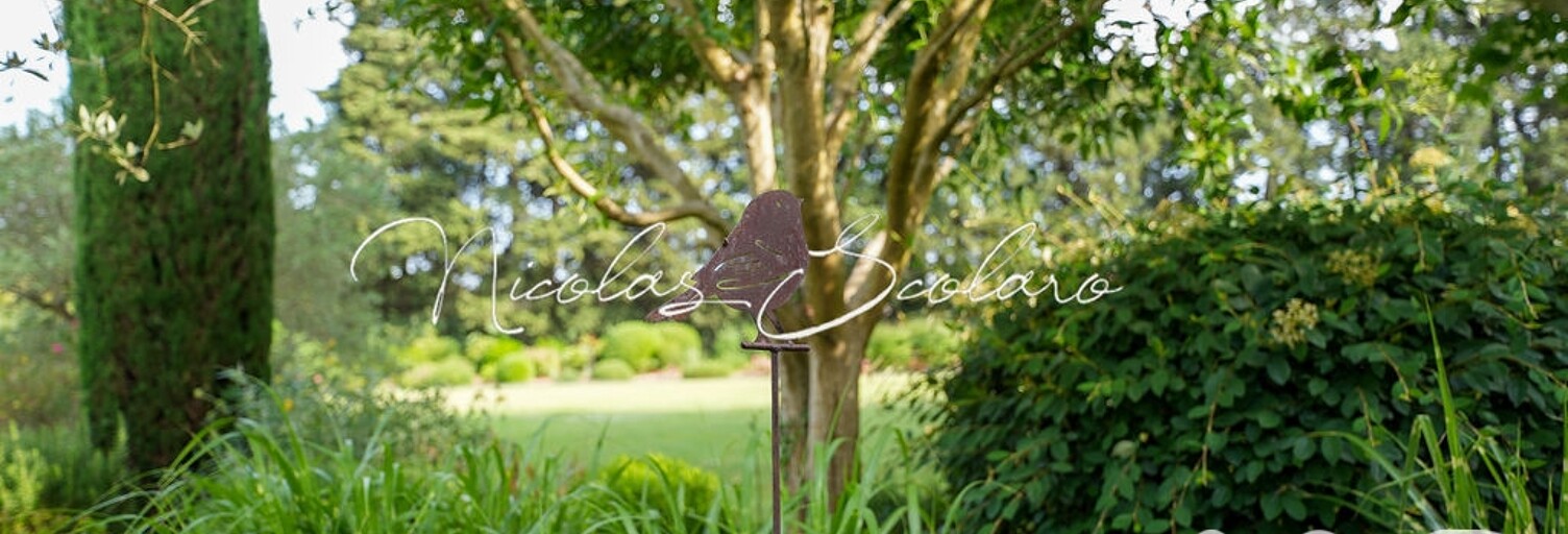 Maison 8 Pièces 310 m² à vendre à Cheval-Blanc (84460)