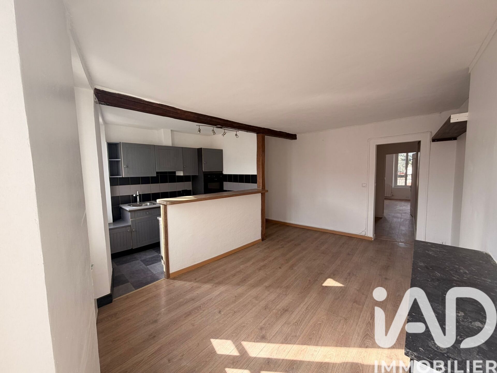 Vente Appartement 2 pièces - Photo 2