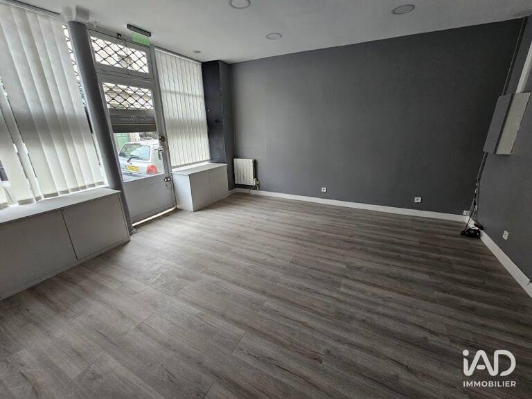 Location Boutique/Local commercial 30 m&sup2; — photo 1