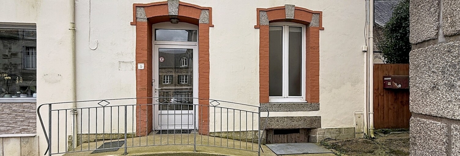 Immeuble  83 m² à vendre à Uzel (22460)