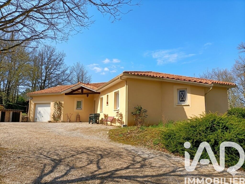 Nadaillac-De-Rouge - 112m² - 5p. - 3ch.
