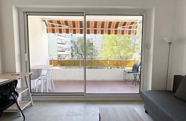 Vente Studio 1 pièce — photo 2