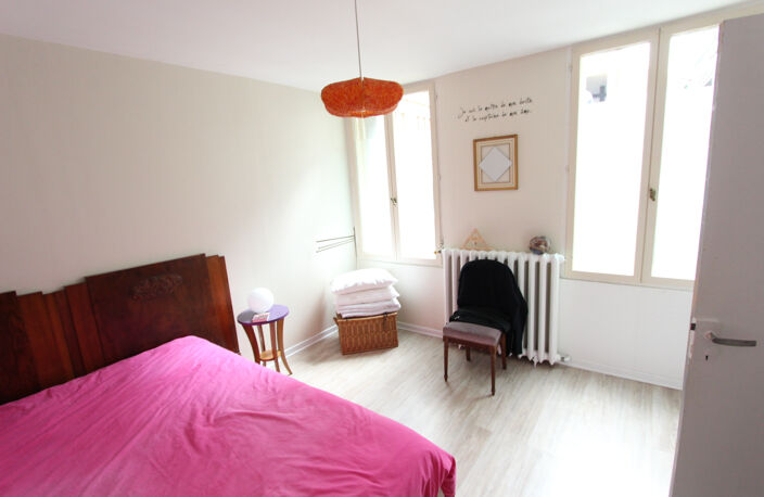 IMMEUBLE DE RAPPORT Centre ville LA CHARITE SUR LOIRE — photo 5