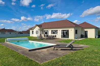 Maison 5 pièces 369900 €