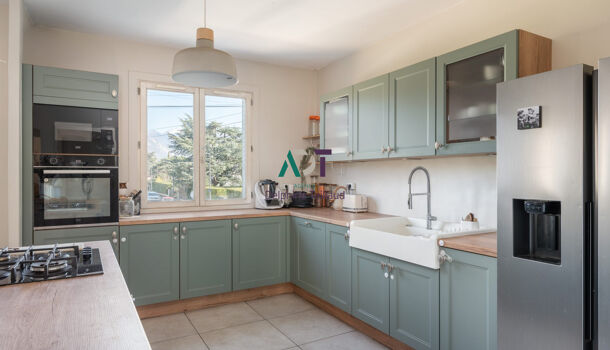 Villa / Maison 8 pièces  à vendre Grenoble 38100