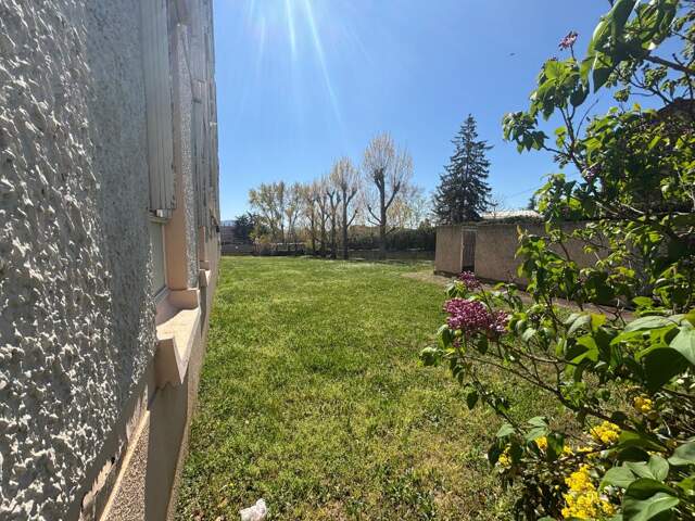 Appartement À Vendre T3 avec Cave et garage — photo du bien
