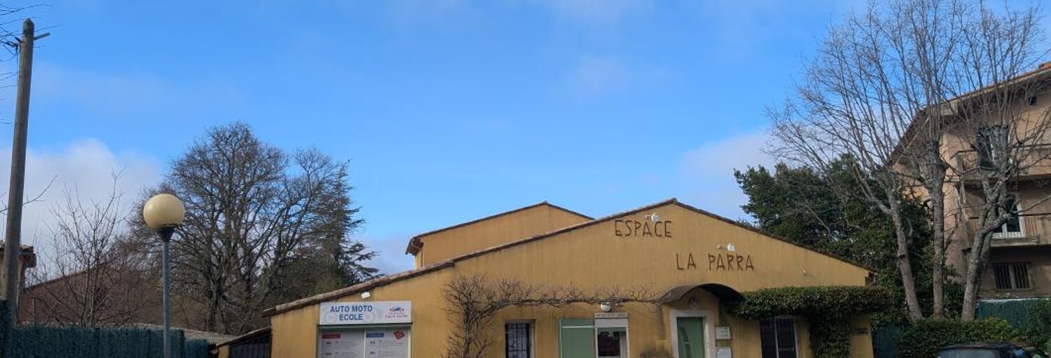 Appartement 1 Pièce 30 m² à louer à Saint-Vallier-de-Thiey (06460)