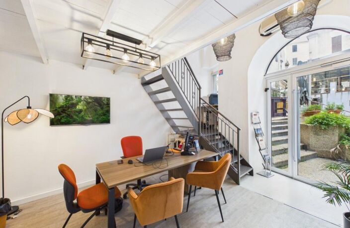 LOCAL COMMERCIAL OU PROFESSIONNEL — photo 2